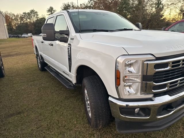 Certified 2025 Ford F250 XLT w/ FX4 Off-Road Package image 5