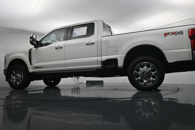 Certified 2025 Ford F350 Lariat w/ Lariat Ultimate Package AWD/4WD image 36