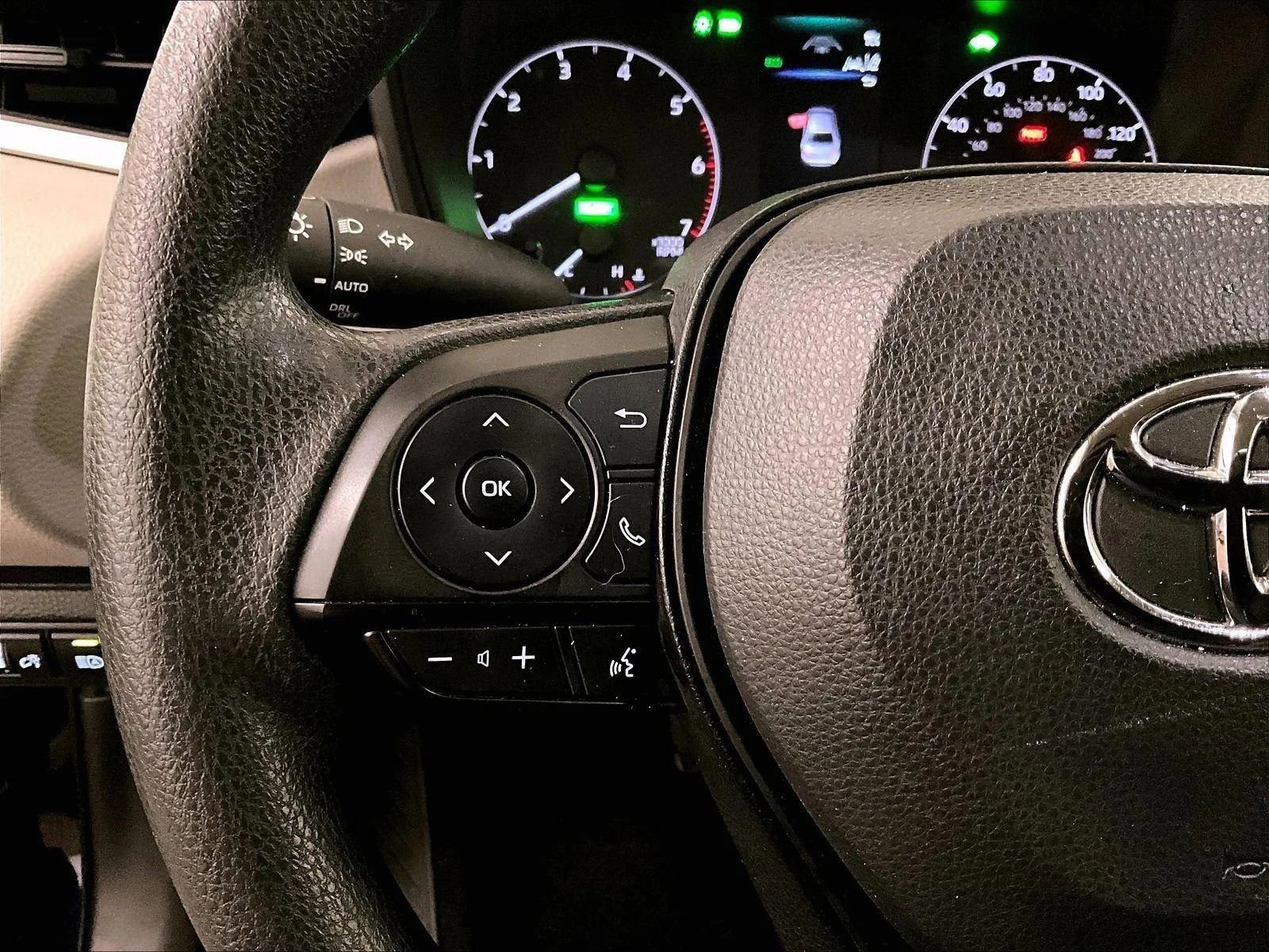 Used 2024 Toyota Corolla LE FWD image 17