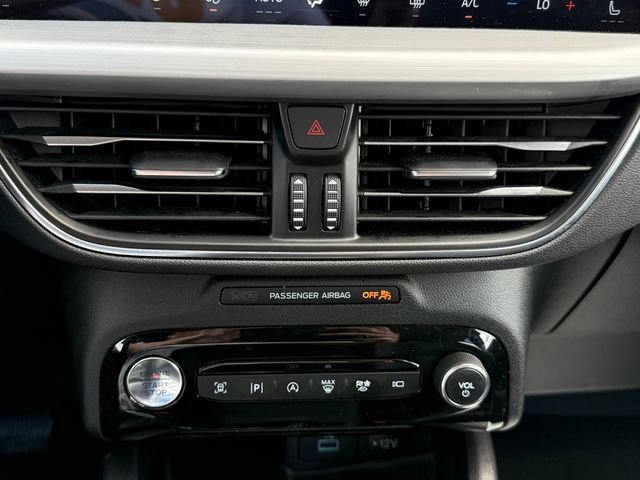 Certified 2023 Ford Escape Platinum AWD/4WD image 11