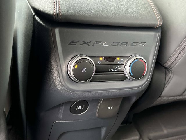 Certified 2026 Ford Explorer Active w/ Active Comfort Package AWD/4WD image 17