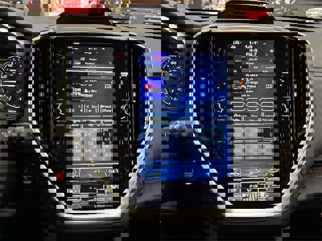 Used 2024 Subaru Ascent Touring image 8