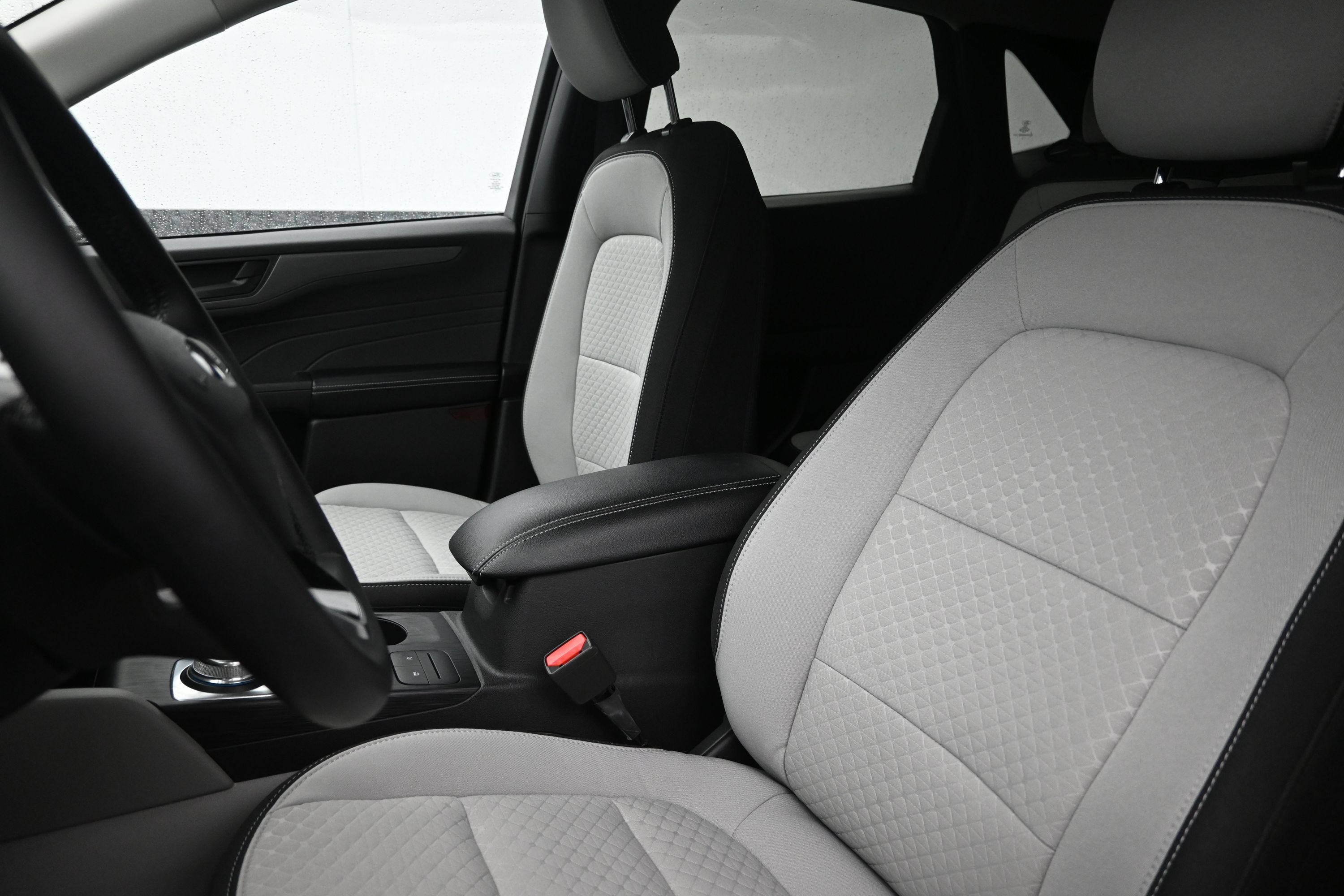 Certified 2024 Ford Escape Active AWD/4WD image 11
