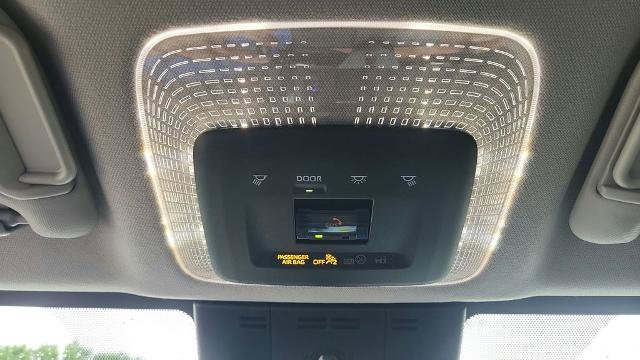 Used 2026 Toyota Prius LE FWD image 19