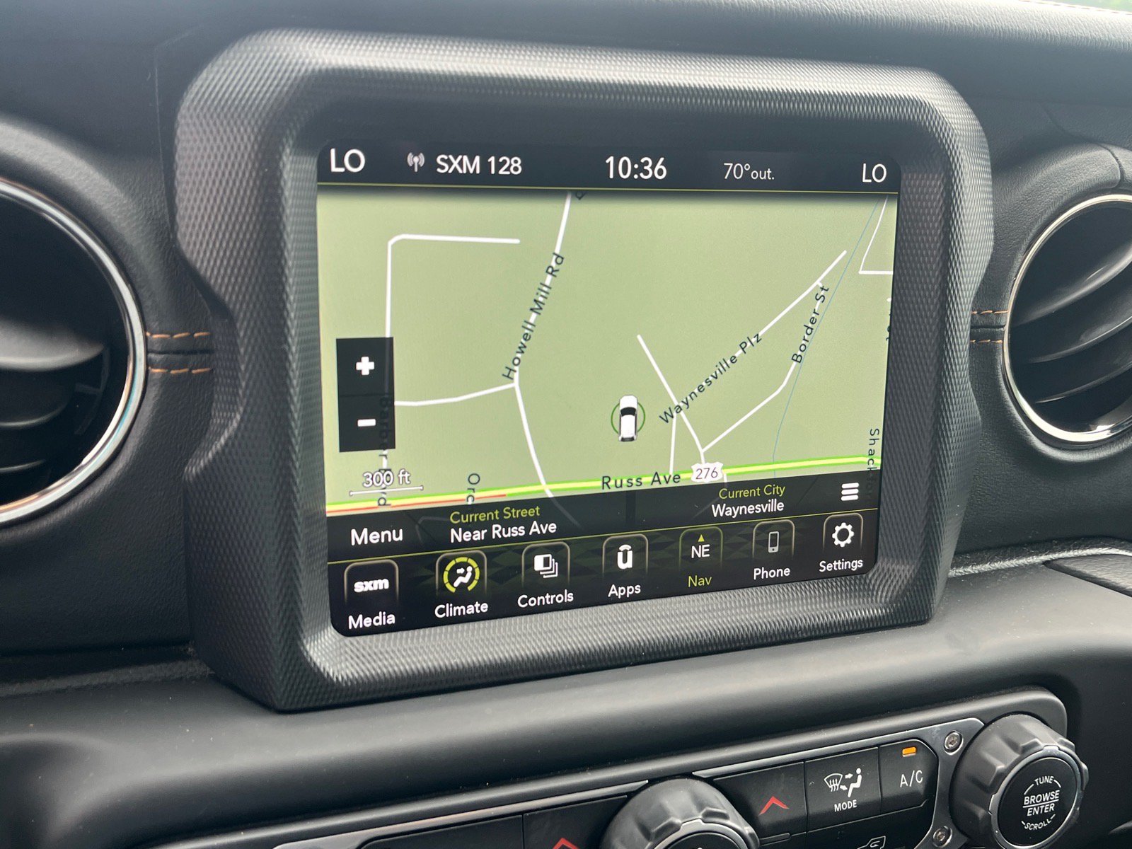 Used 2021 Jeep Gladiator Overland AWD/4WD image 10