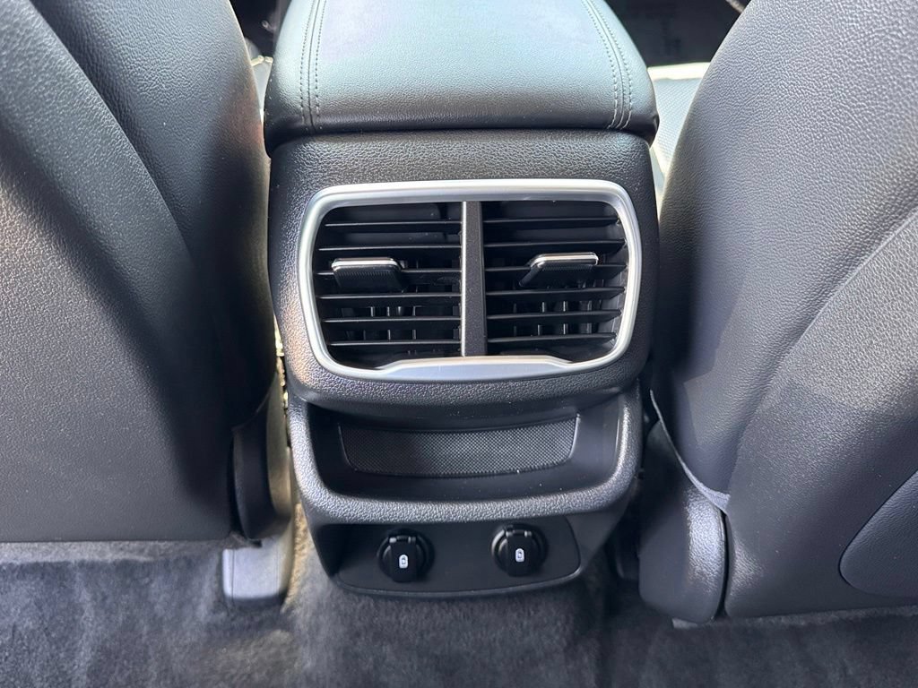 Used 2020 Hyundai Santa Fe SEL FWD image 29
