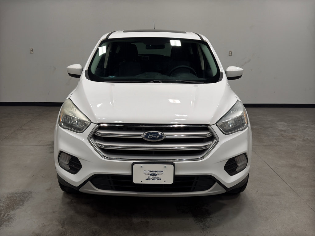 Certified 2017 Ford Escape SE image 3