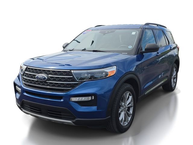 Certified 2023 Ford Explorer XLT w/ Equipment Group 202A AWD/4WD image 2