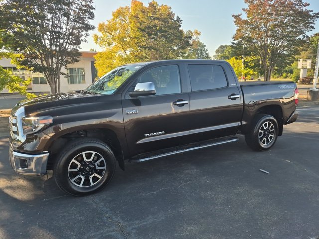 Used 2021 Toyota Tundra Limited w/ Limited Premium Package AWD/4WD image 8
