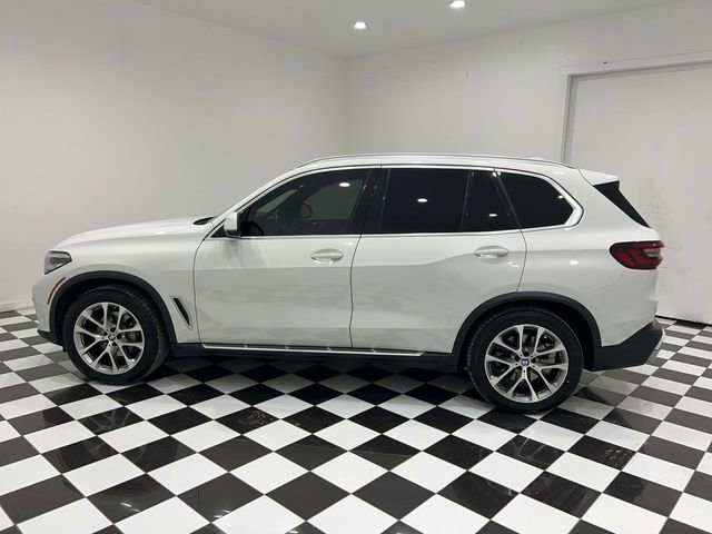 Used 2021 BMW X5 xDrive40i w/ Convenience Package AWD/4WD image 2
