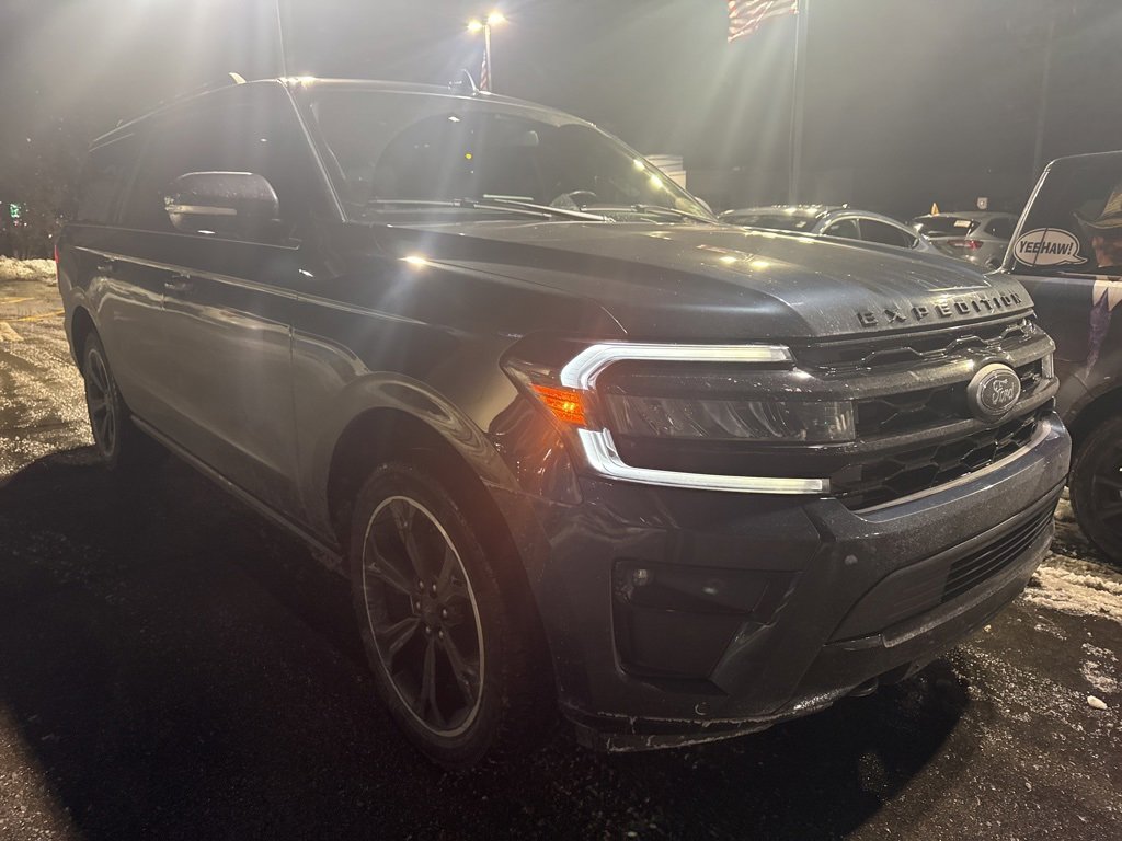 Certified 2022 Ford Expedition Max Limited image 3