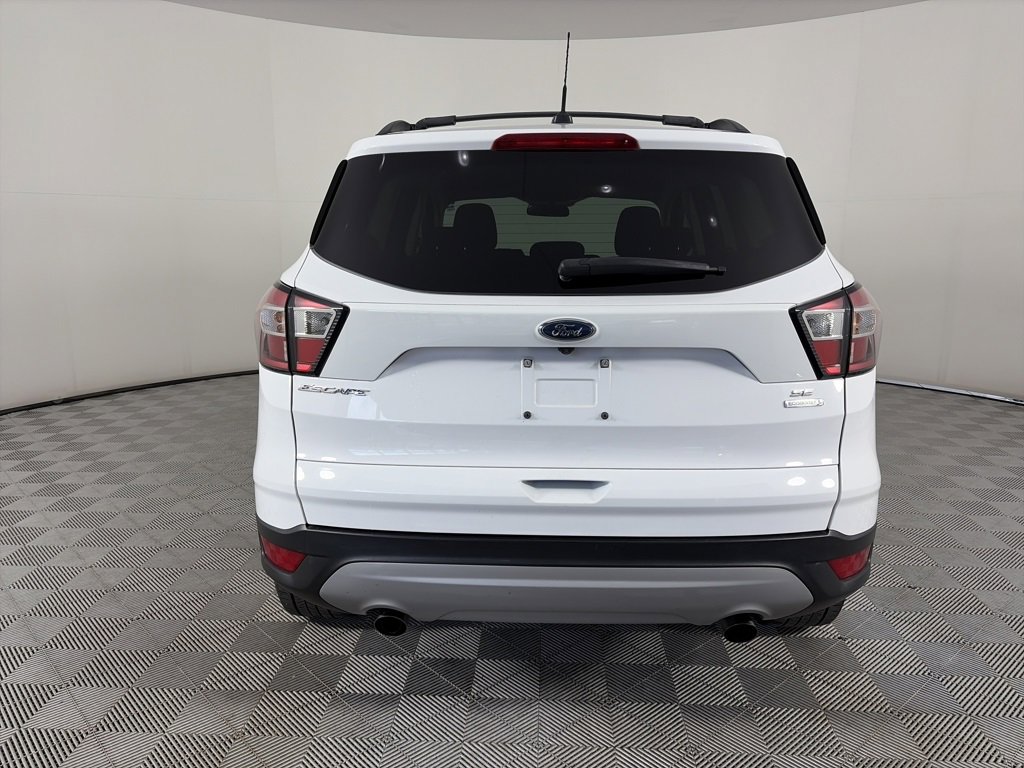 Certified 2018 Ford Escape SE image 6