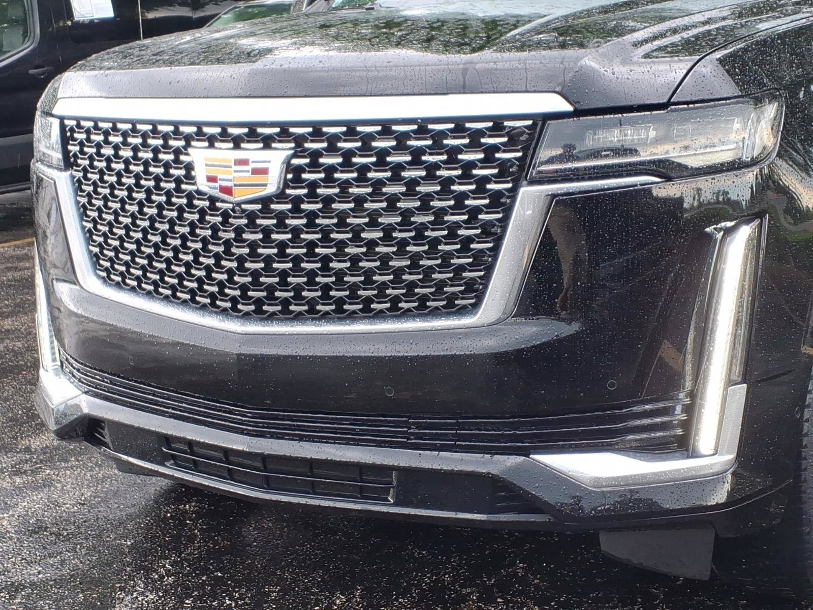 Used 2023 Cadillac Escalade Premium Luxury w/ LPO, Floor Liner Package AWD/4WD image 37