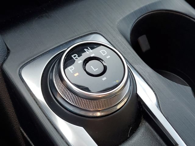 Certified 2025 Ford Escape ST-Line AWD/4WD image 19