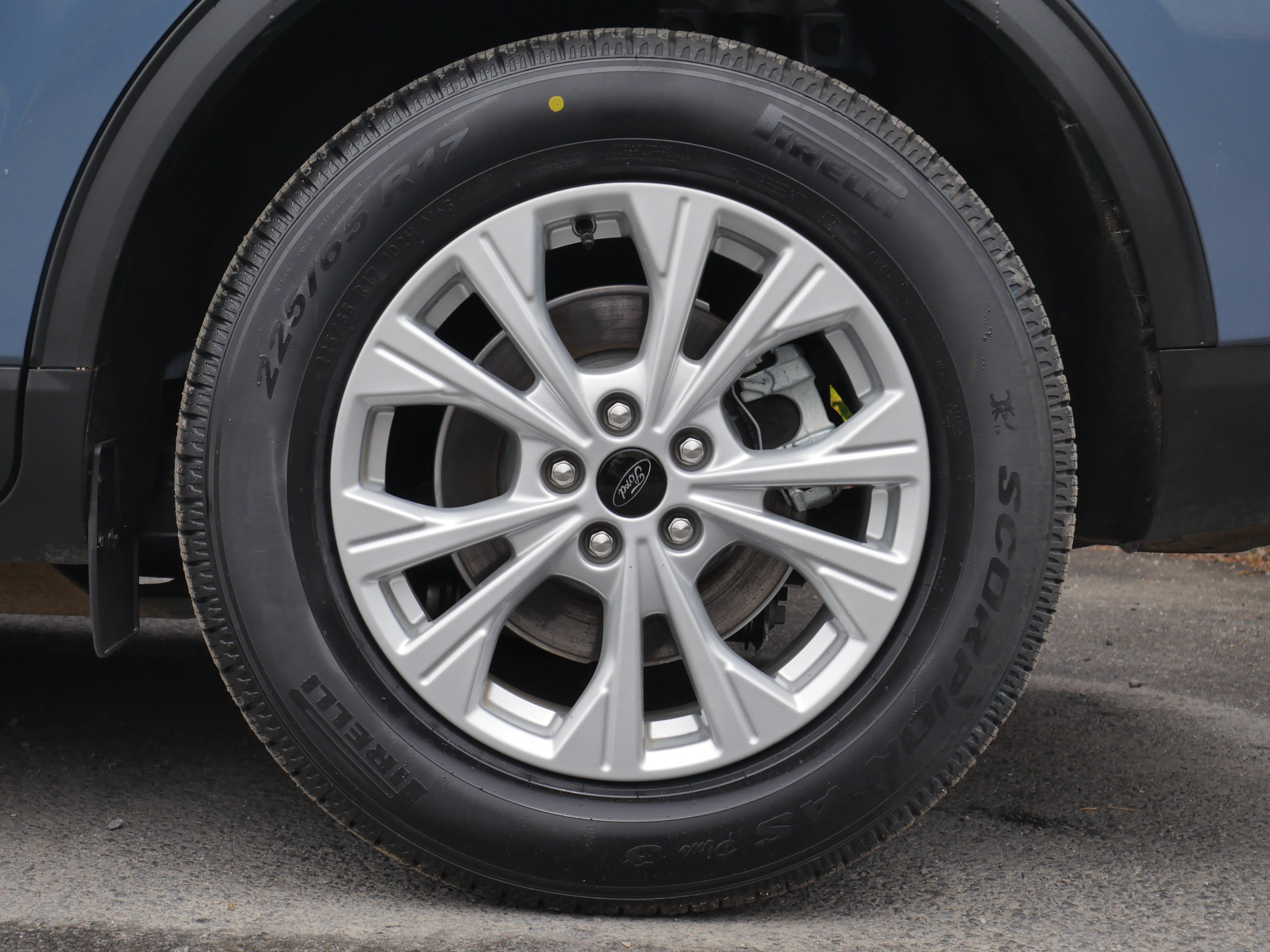 Certified 2025 Ford Escape Active AWD/4WD image 19