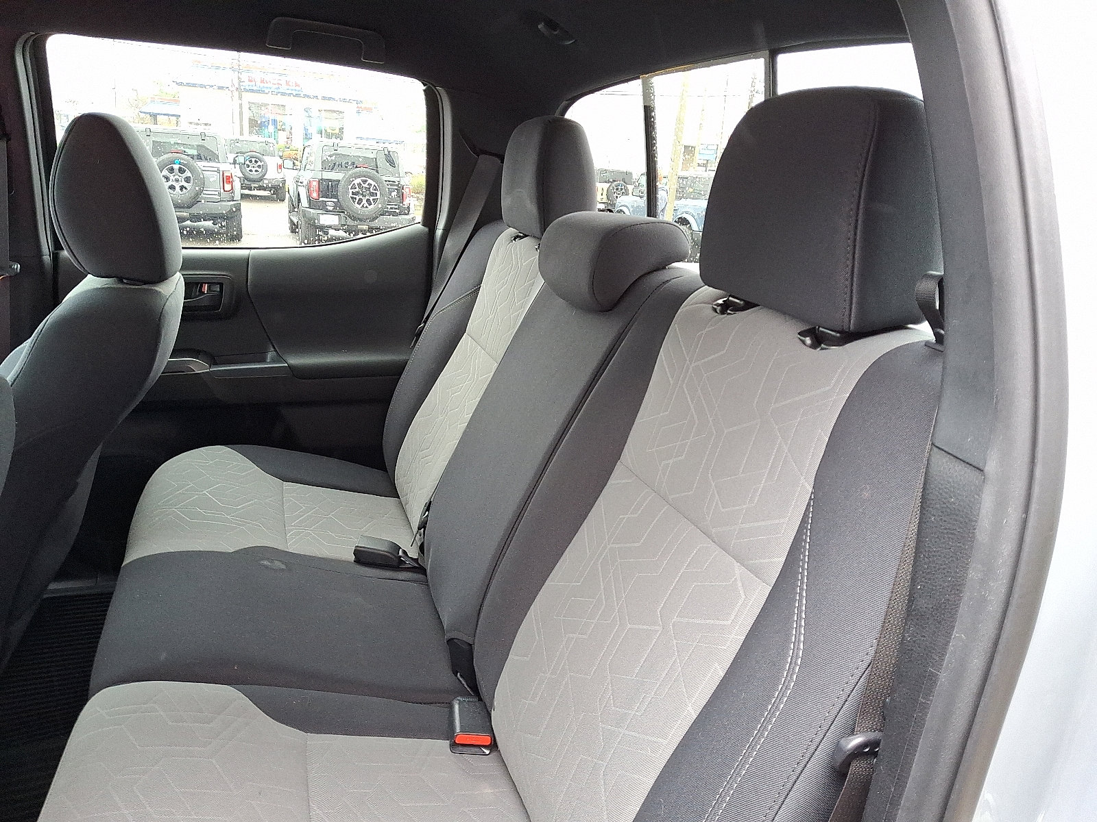 Used 2021 Toyota Tacoma TRD Sport image 11