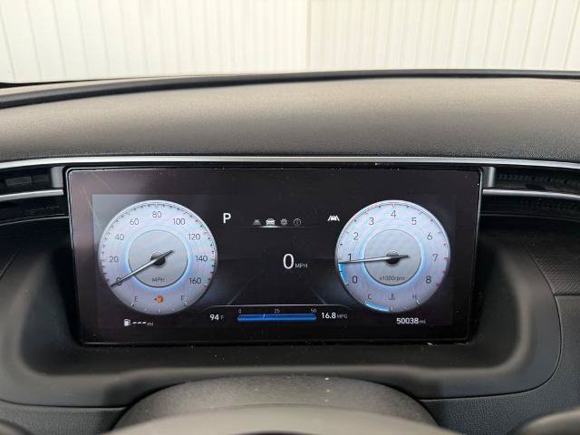 Used 2022 Hyundai Santa Cruz SEL Premium w/ Cargo Package AWD/4WD image 12