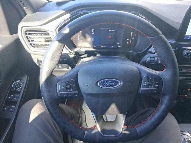 Certified 2024 Ford Escape ST-Line w/ Cold Weather Package FWD image 19