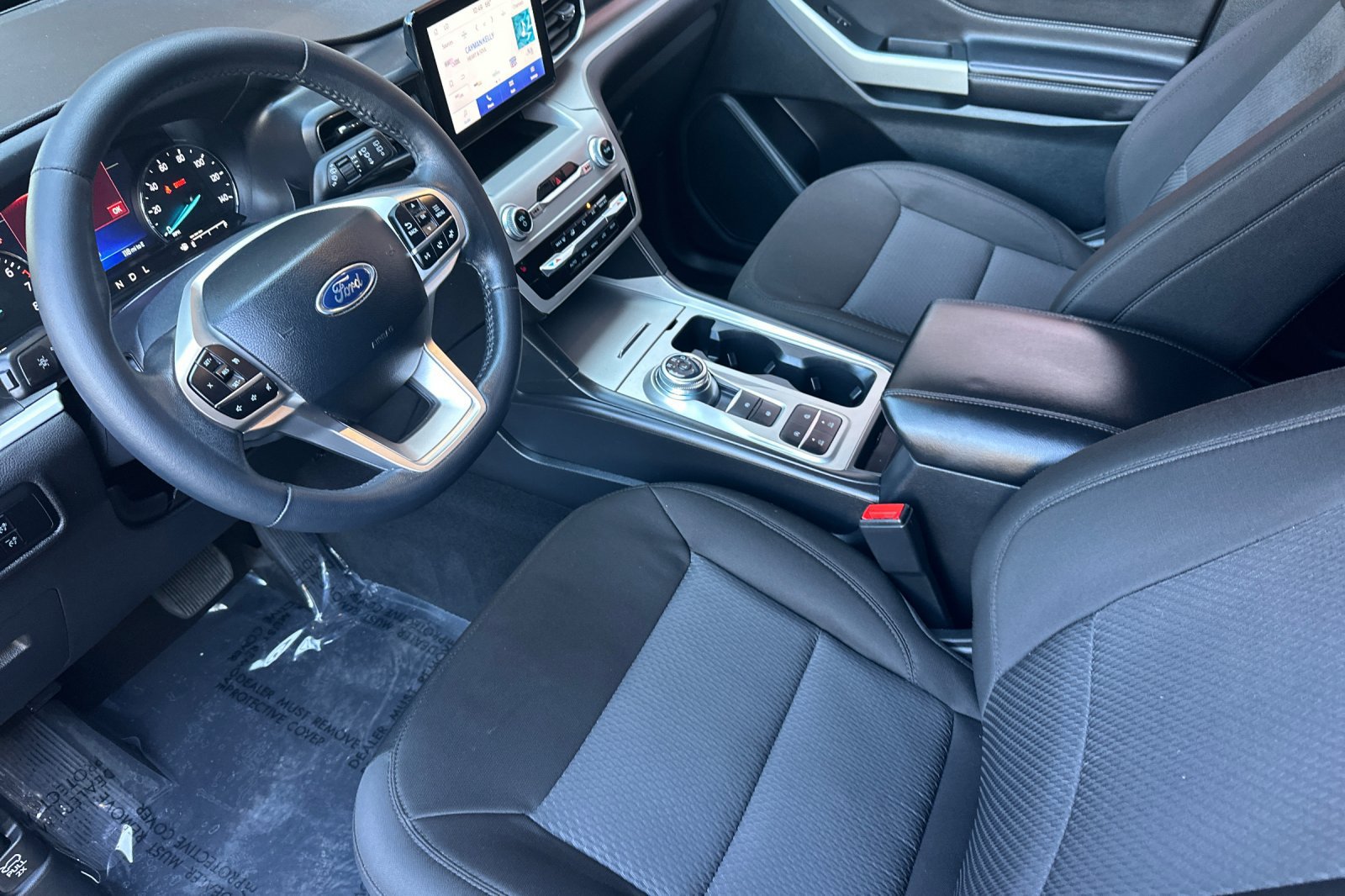 Certified 2023 Ford Explorer XLT RWD image 10