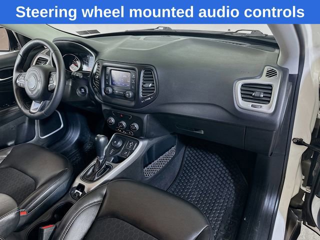 Used 2018 Jeep Compass Latitude w/ Cold Weather Group image 13