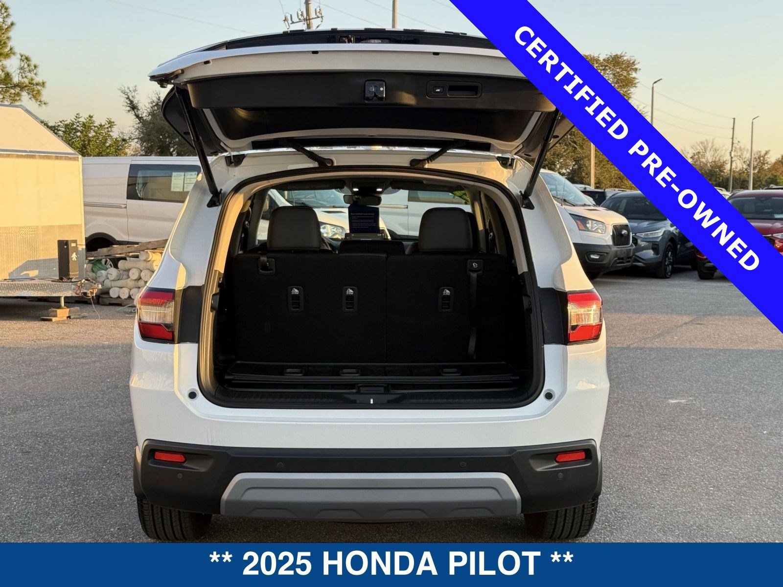 Used 2025 Honda Pilot EX-L image 13