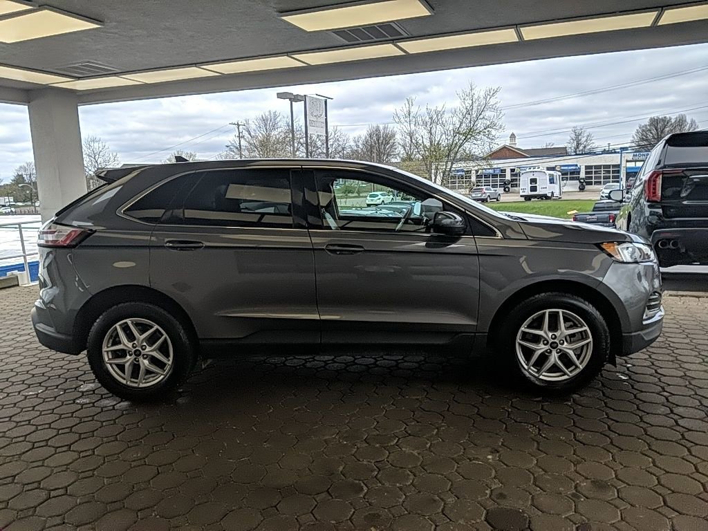 Certified 2024 Ford Edge SEL w/ Convenience Package AWD/4WD image 5