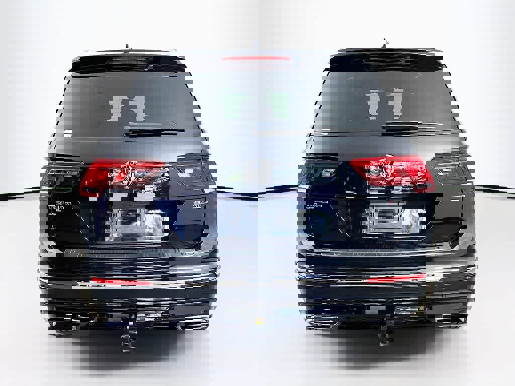Used 2021 Volkswagen Tiguan SEL Premium R-Line w/ 3rd Row Seat Package image 4
