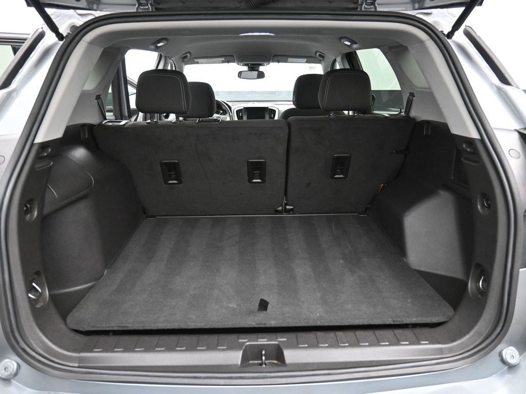 Used 2024 GMC Terrain SLE image 23