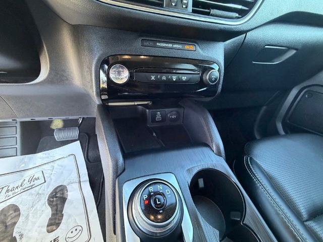 Certified 2025 Ford Escape Platinum AWD/4WD image 22