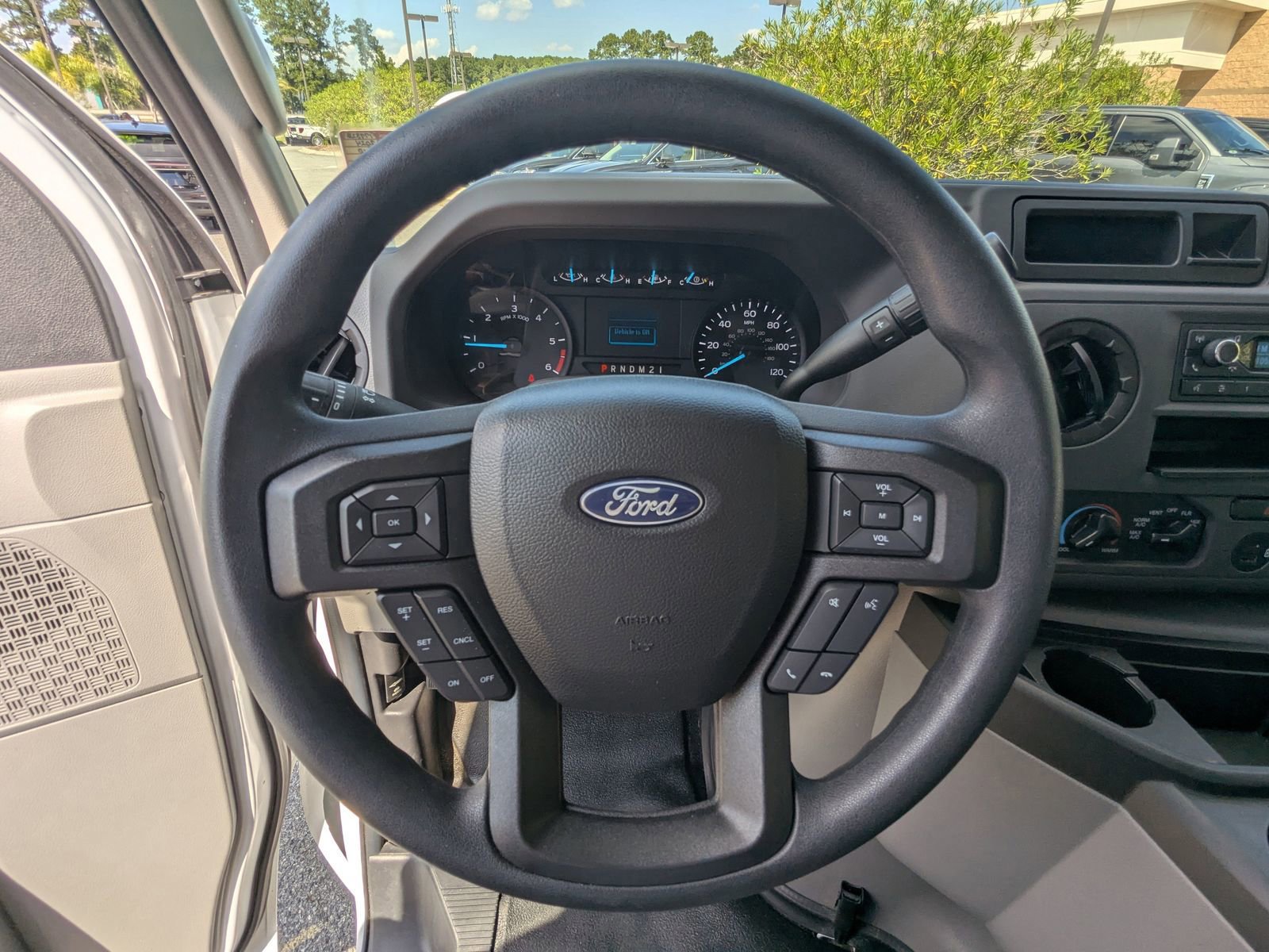 Certified 2024 Ford E-350 and Econoline 350 Super Duty w/ Power Windows & Locks Group image 17