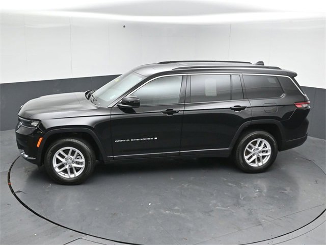 Used 2025 Jeep Grand Cherokee L Laredo w/ Luxury Tech Group I image 44