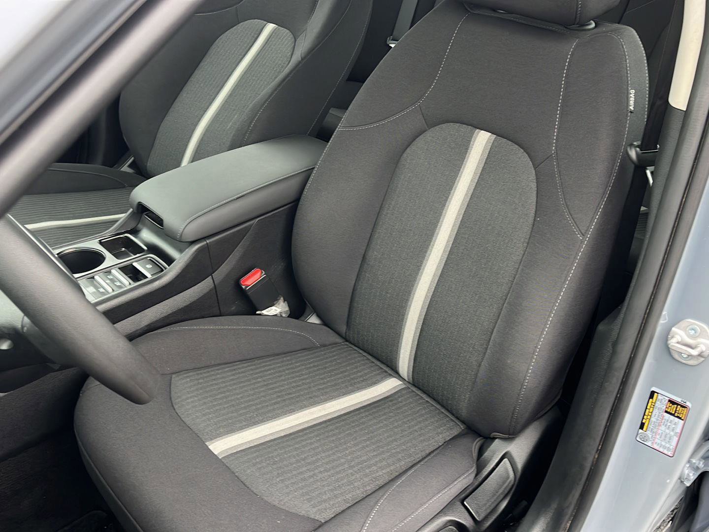 Used 2025 Hyundai Sonata SE image 11