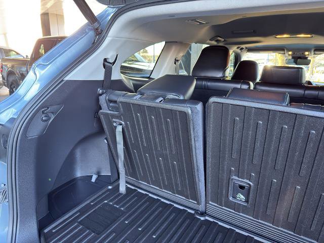 Used 2022 Toyota Highlander XLE image 8