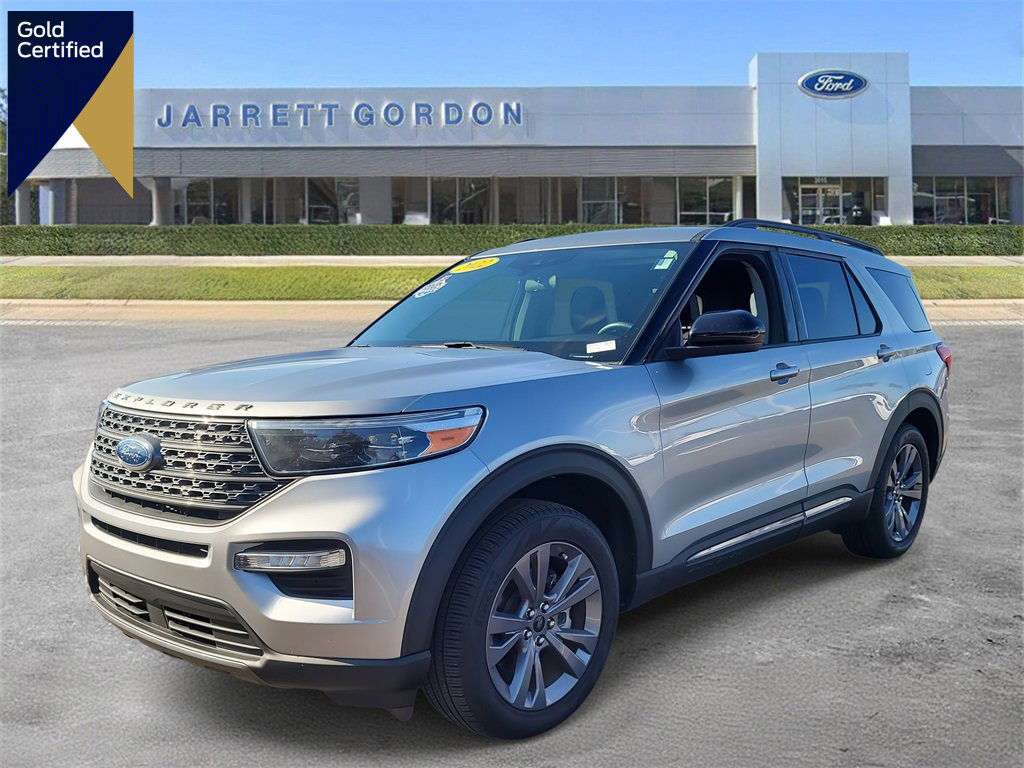 Certified 2022 Ford Explorer XLT w/ Equipment Group 202A