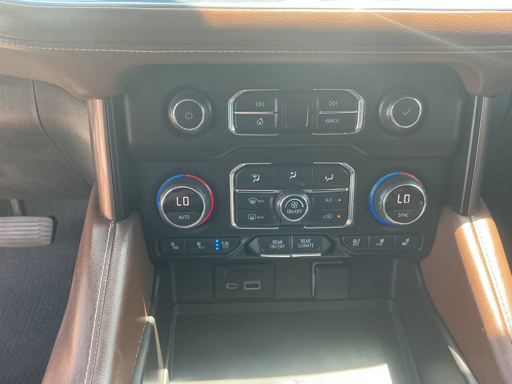 Used 2021 Chevrolet Tahoe High Country RWD image 25