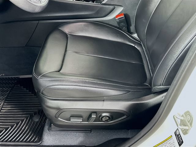 Used 2023 Jeep Grand Cherokee L Limited AWD/4WD image 26