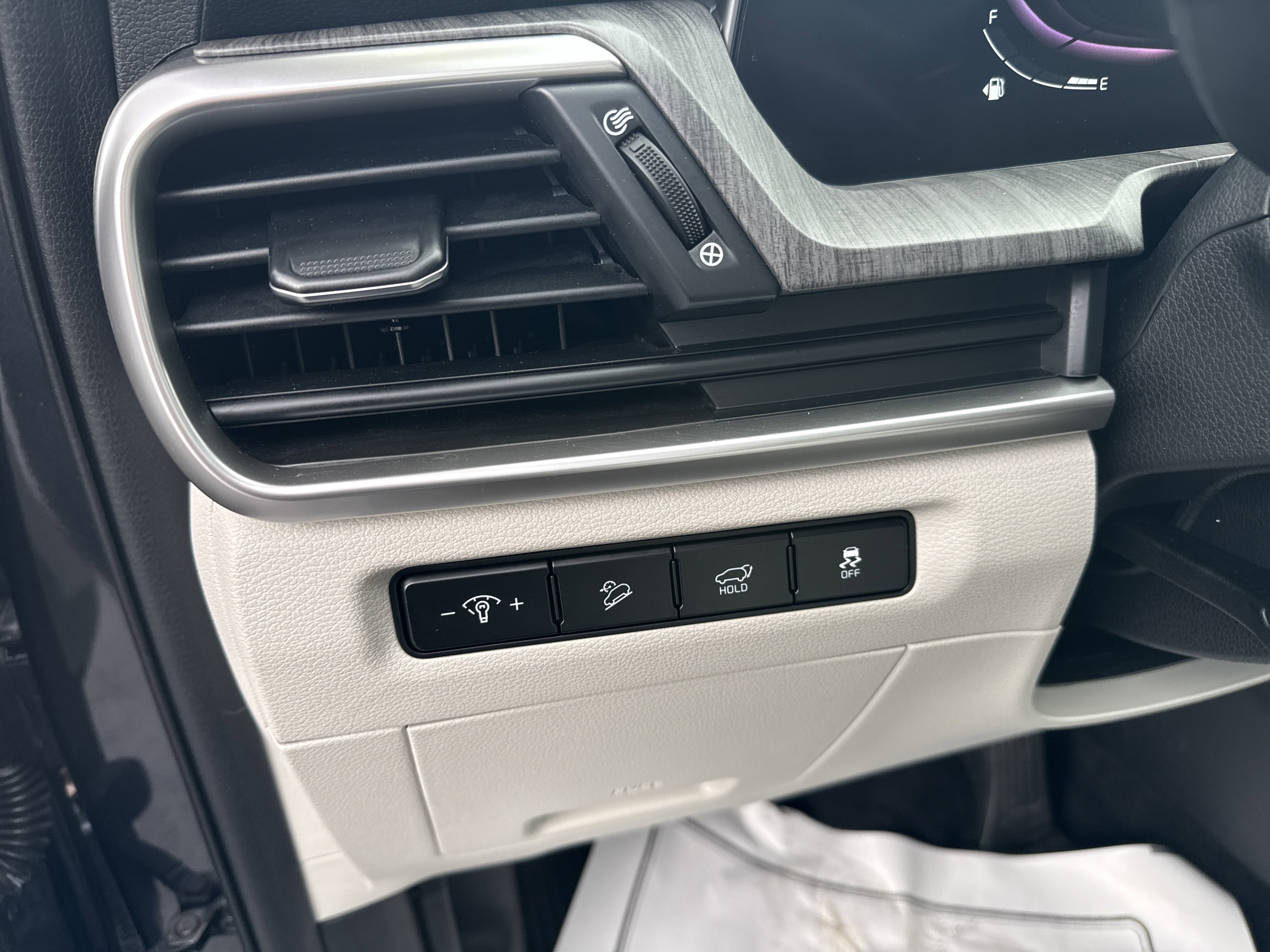 Used 2023 Kia Telluride FWD image 20