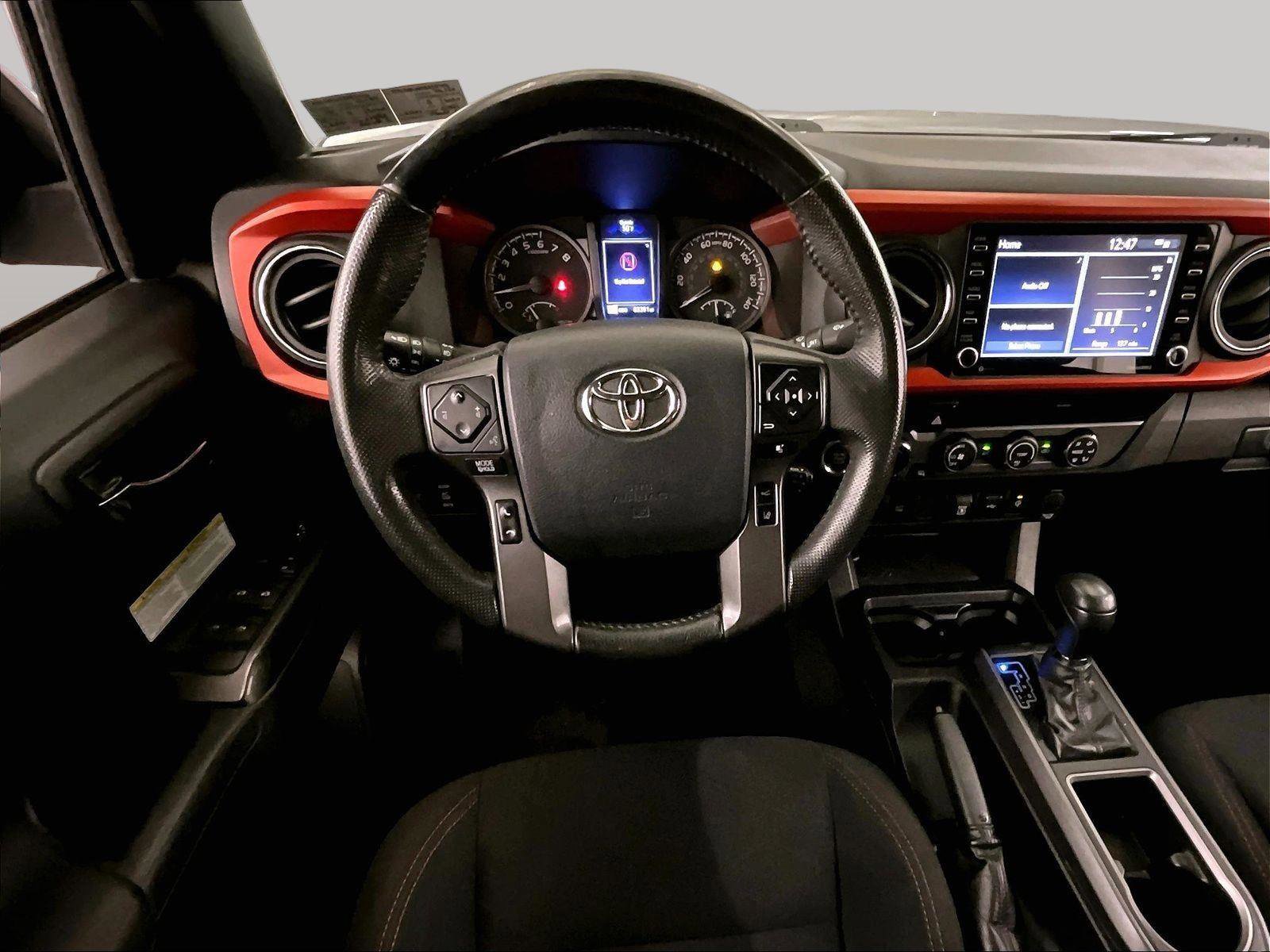 Used 2020 Toyota Tacoma TRD Off-Road AWD/4WD image 5