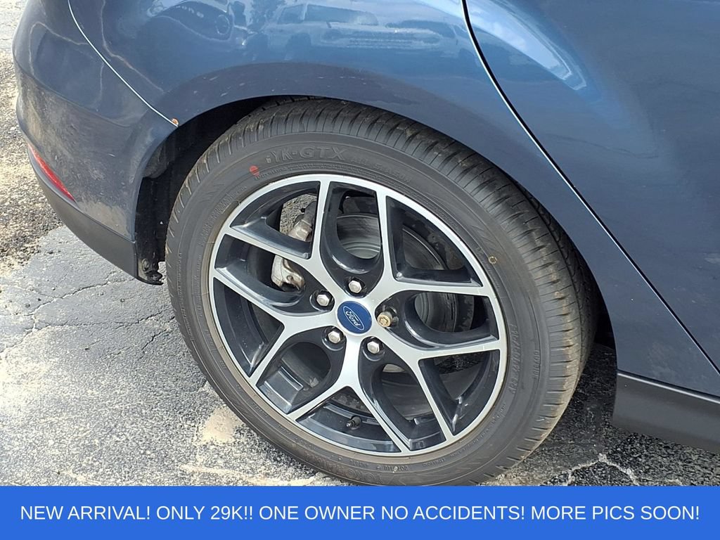 Certified 2018 Ford Focus SEL FWD image 28