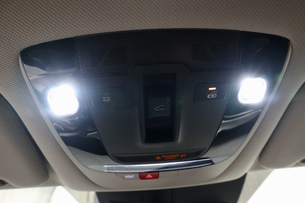 Used 2025 Kia Sorento S w/ Panoramic Sunroof Package FWD image 36