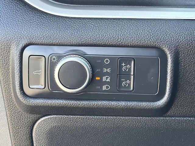 Certified 2022 Ford Explorer XLT RWD image 14