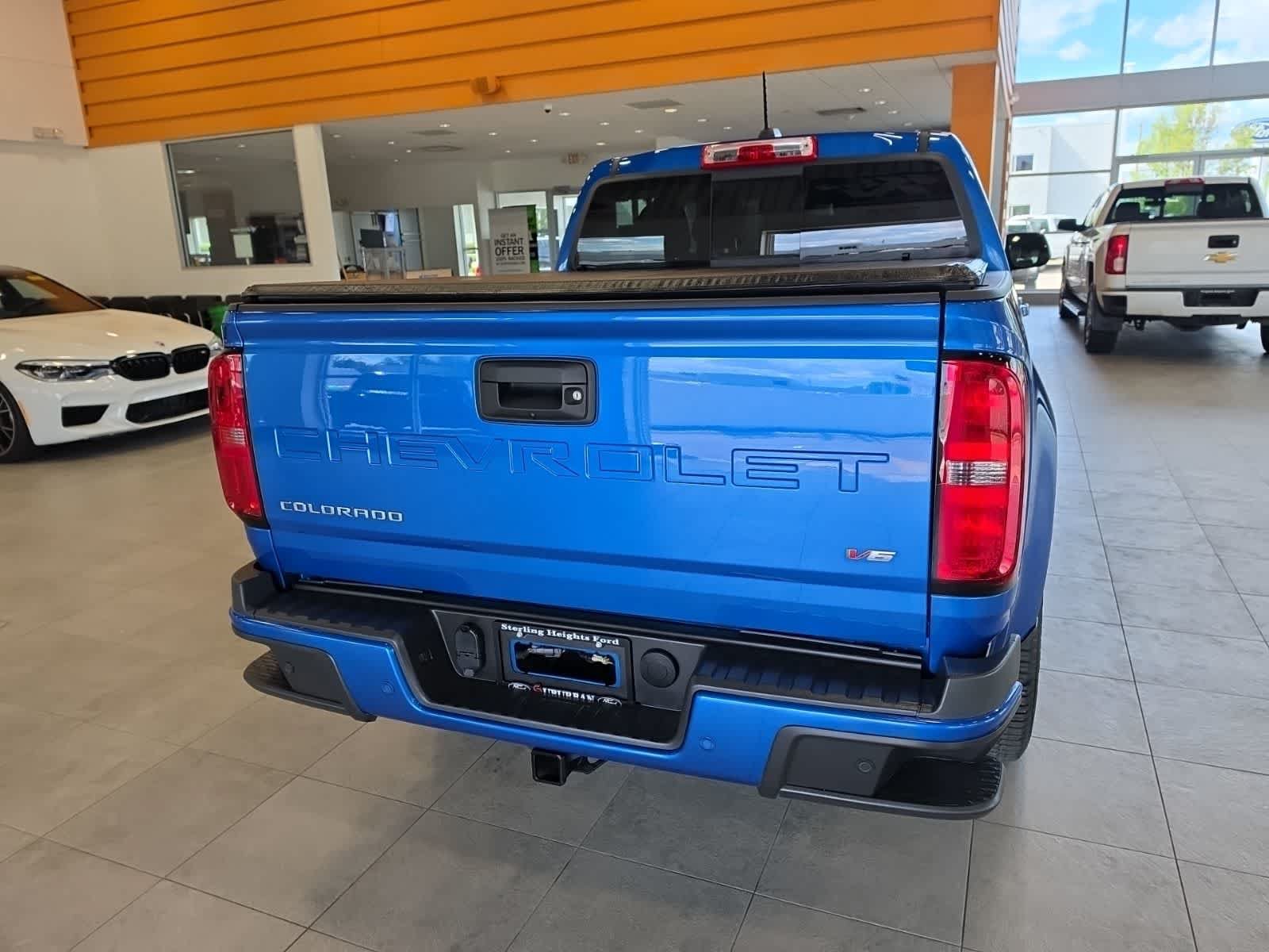 Used 2022 Chevrolet Colorado LT w/ Safety Package AWD/4WD image 9