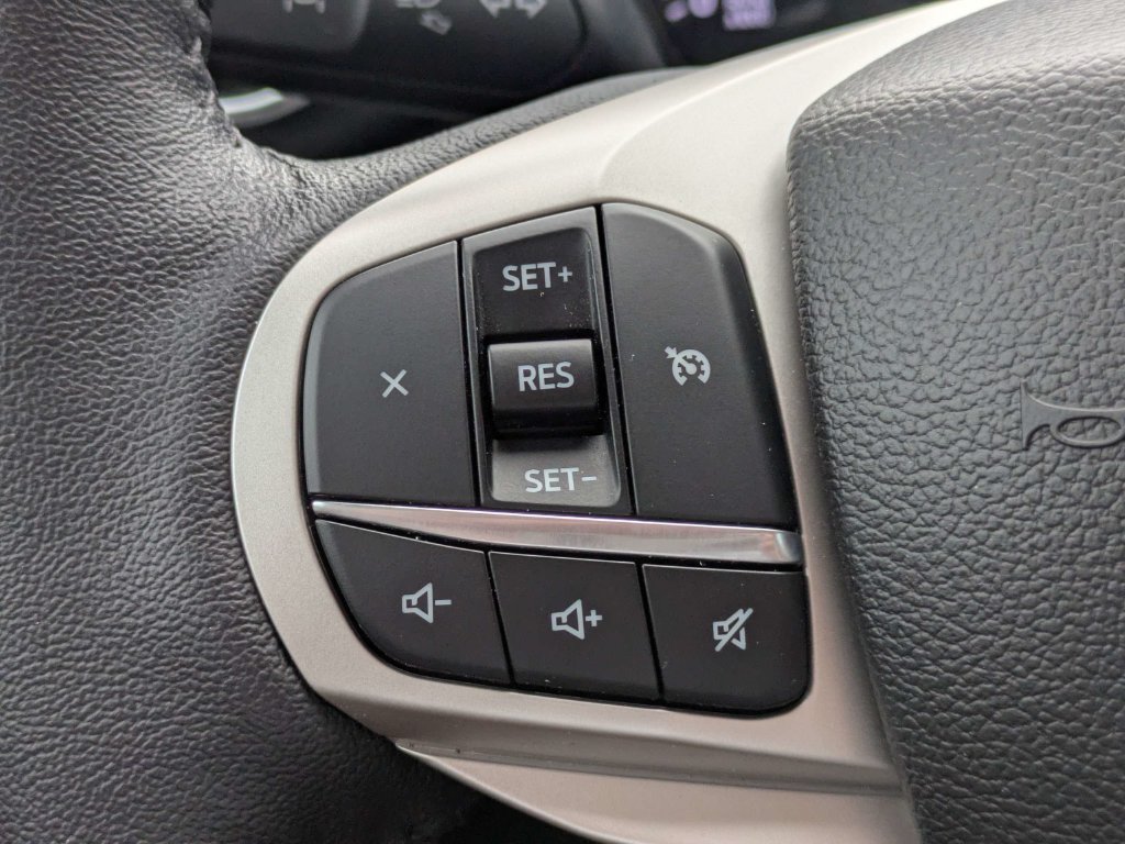 Certified 2024 Ford Explorer XLT AWD/4WD image 26