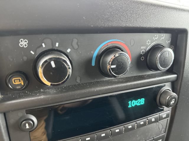 Used 2024 Chevrolet Express 2500 w/ Driver Convenience Package RWD image 29