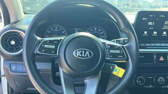 Used 2021 Kia Forte LXS FWD image 19