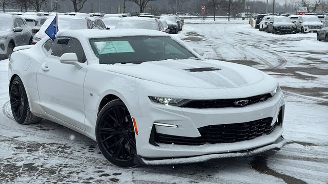 Used 2021 Chevrolet Camaro SS image 8