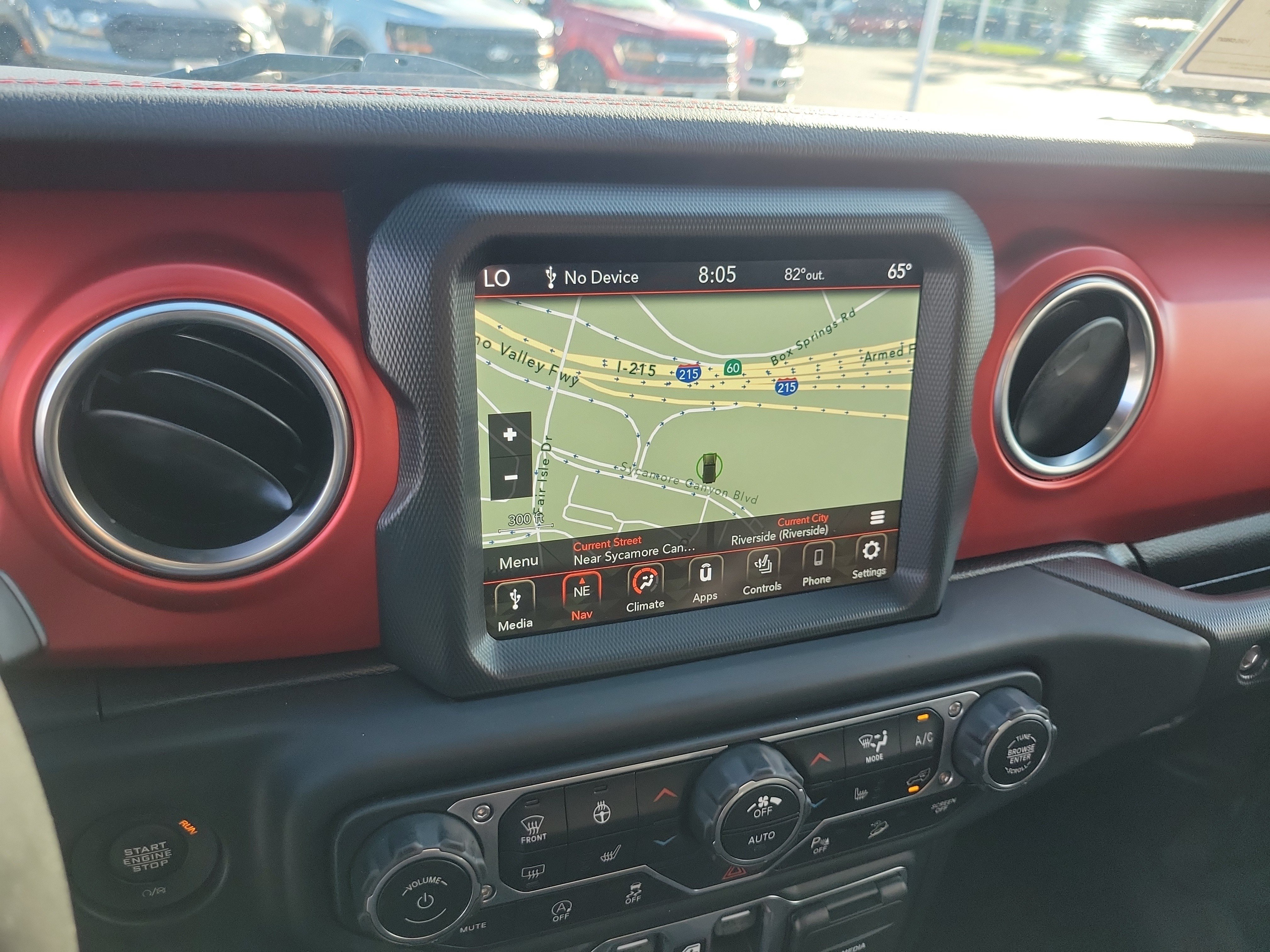 Used 2021 Jeep Wrangler Unlimited Rubicon AWD/4WD image 9