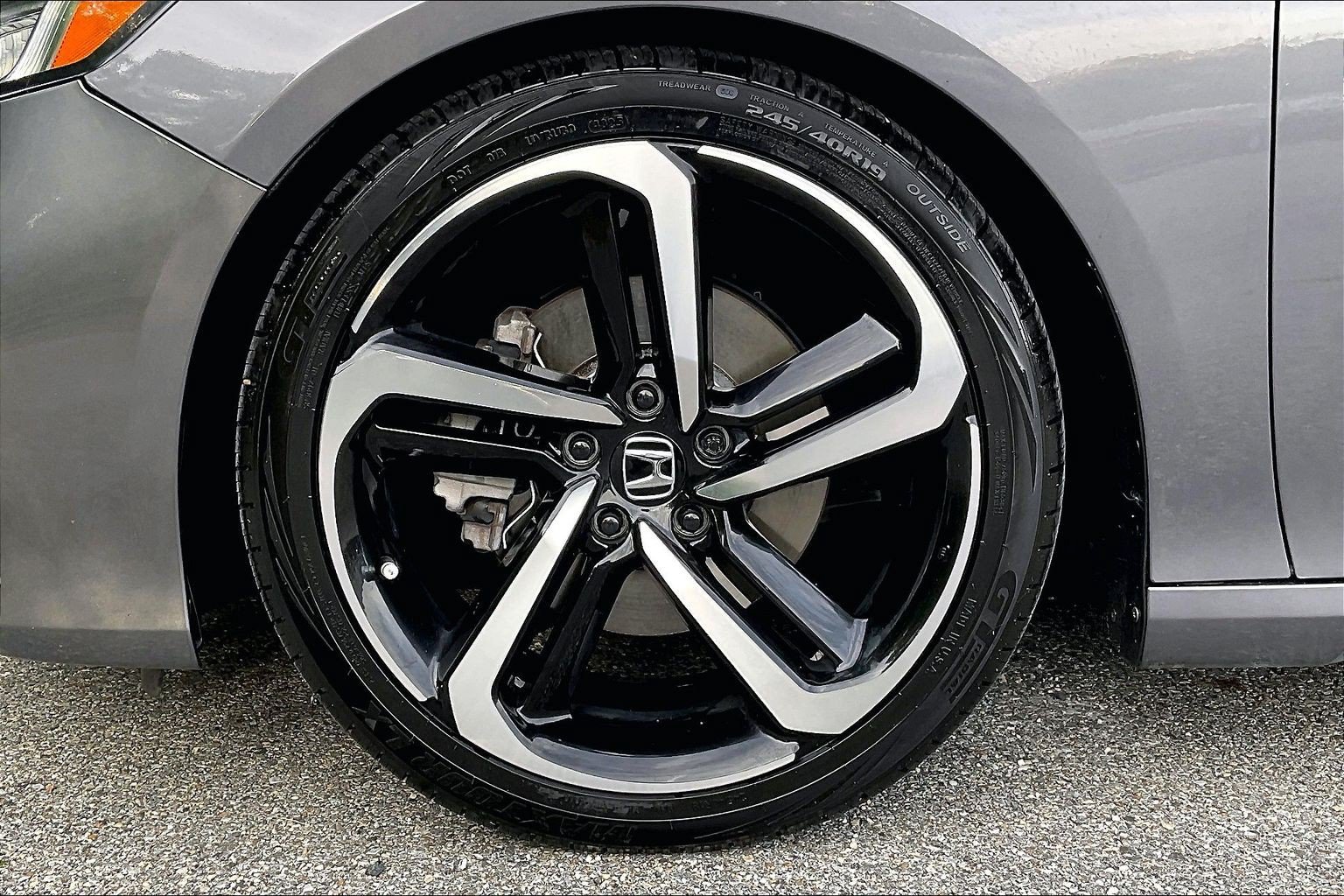 Used 2019 Honda Accord Sport image 9