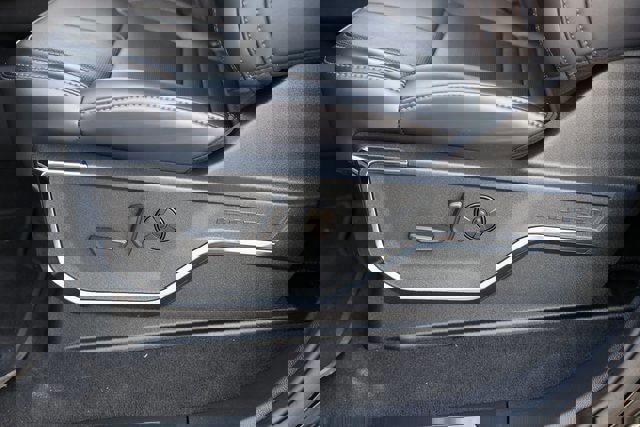 Certified 2025 Ford F250 Platinum image 22