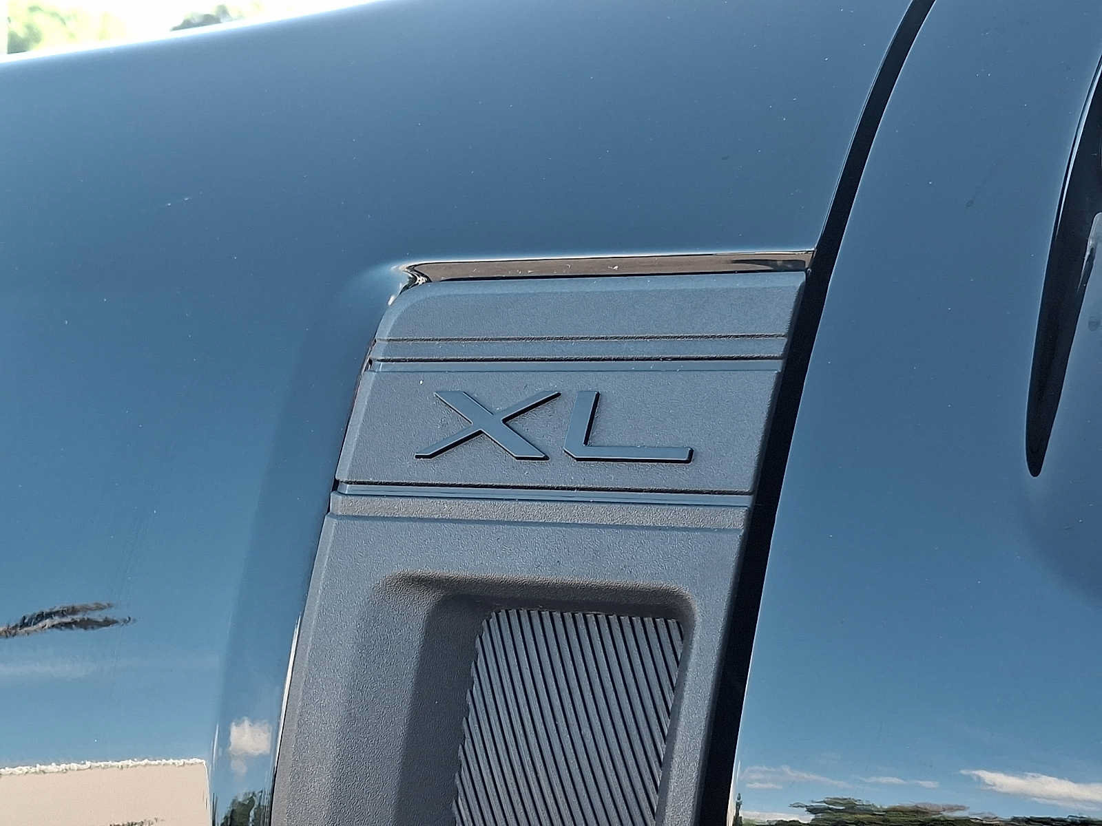 Certified 2022 Ford Maverick XL FWD image 29